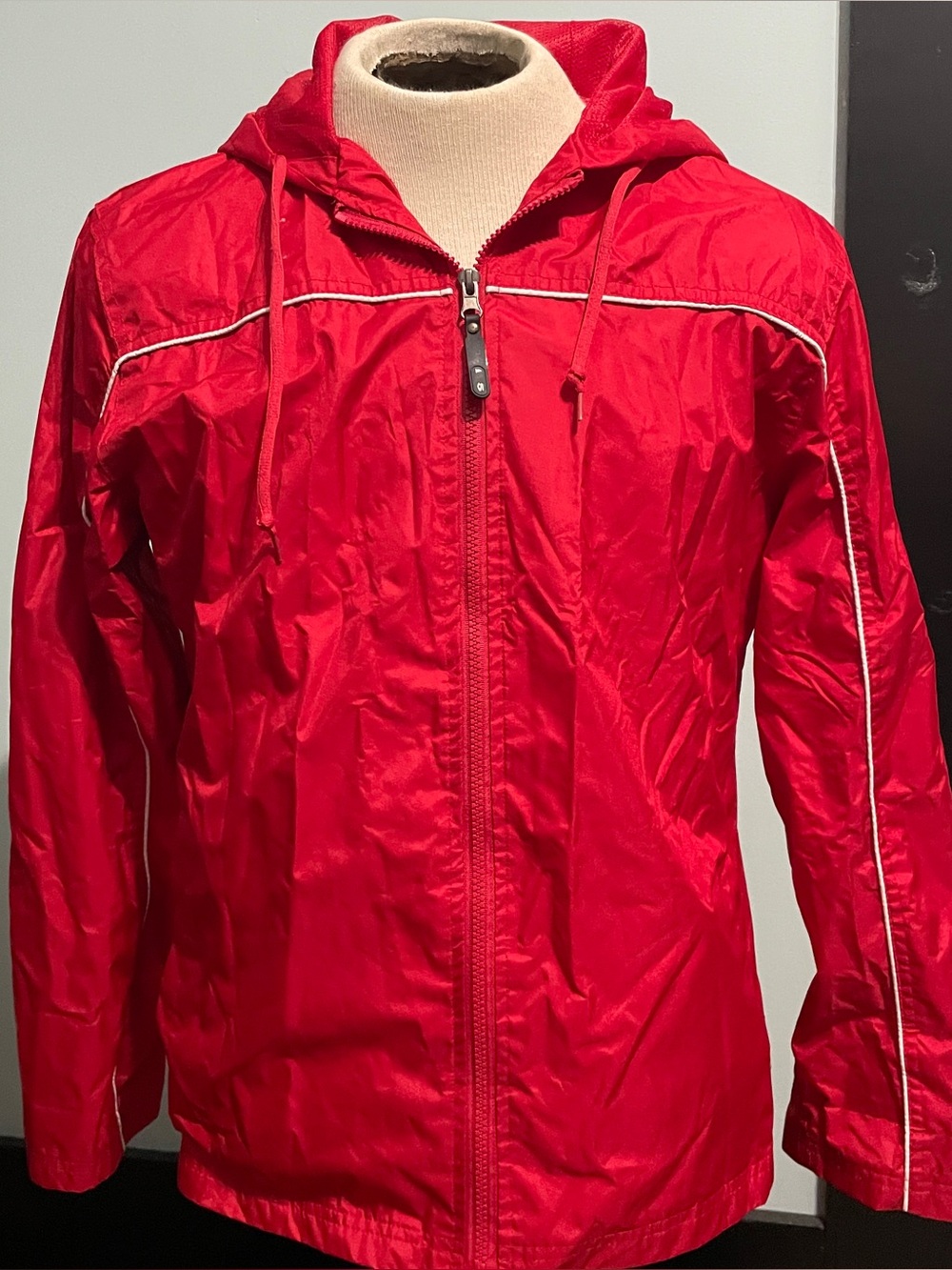 i5 Red Rain Coat Rain Jacket Windbreaker size L